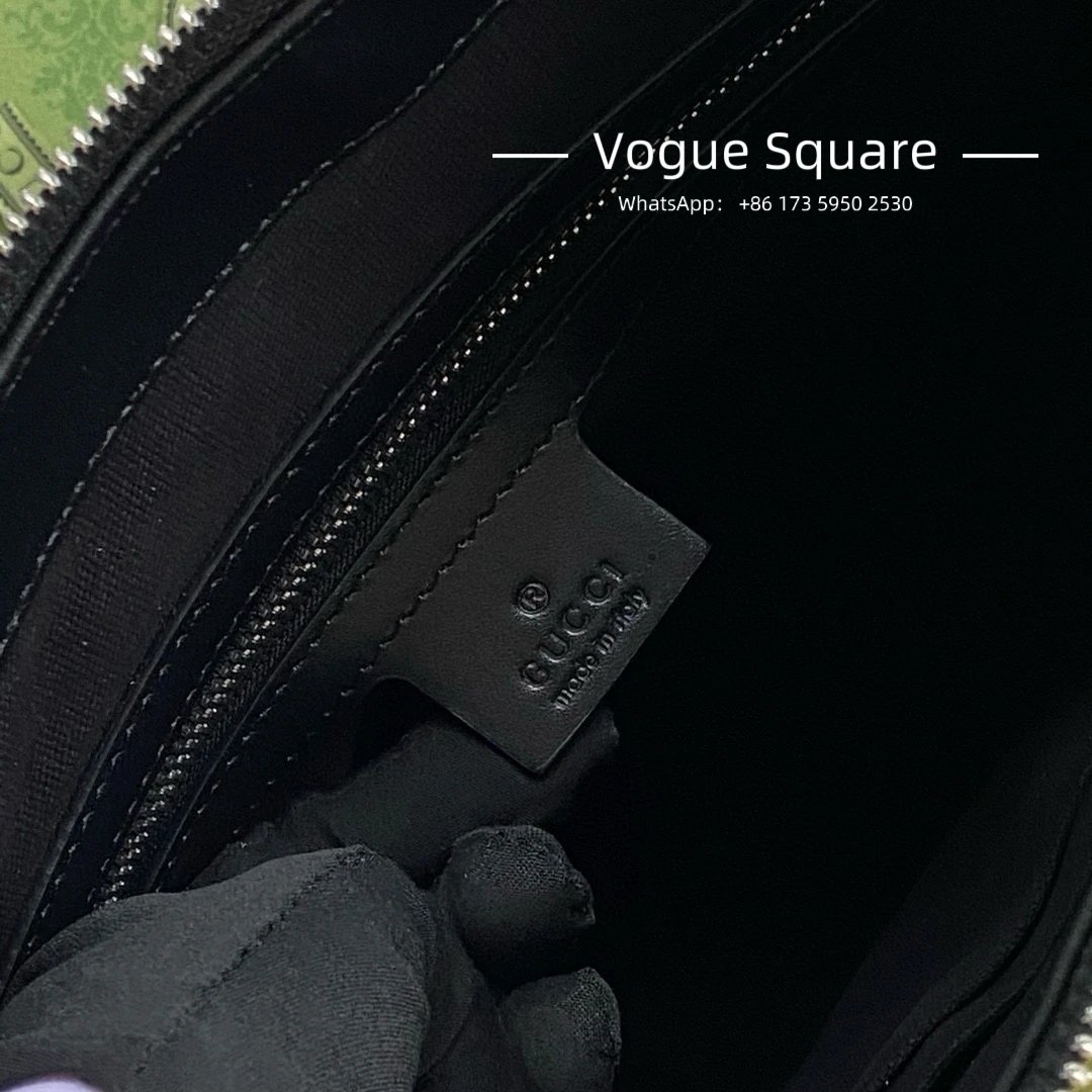 gu腰包款号  474293 采用进口牛皮  尺寸宽24高14侧宽5 8
