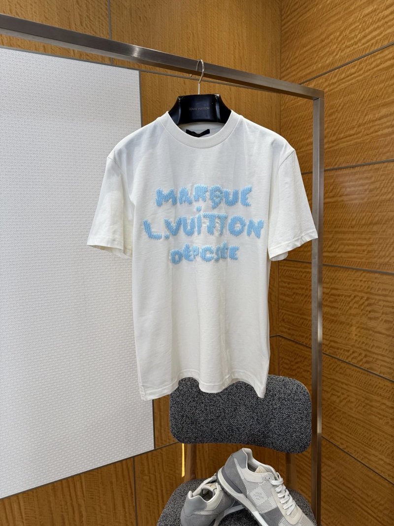 Tee from Vogue Square