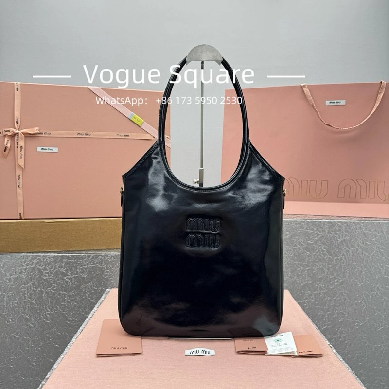 Tote bag from Vogue Square