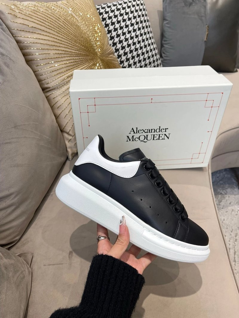 Alexander Mcqueen