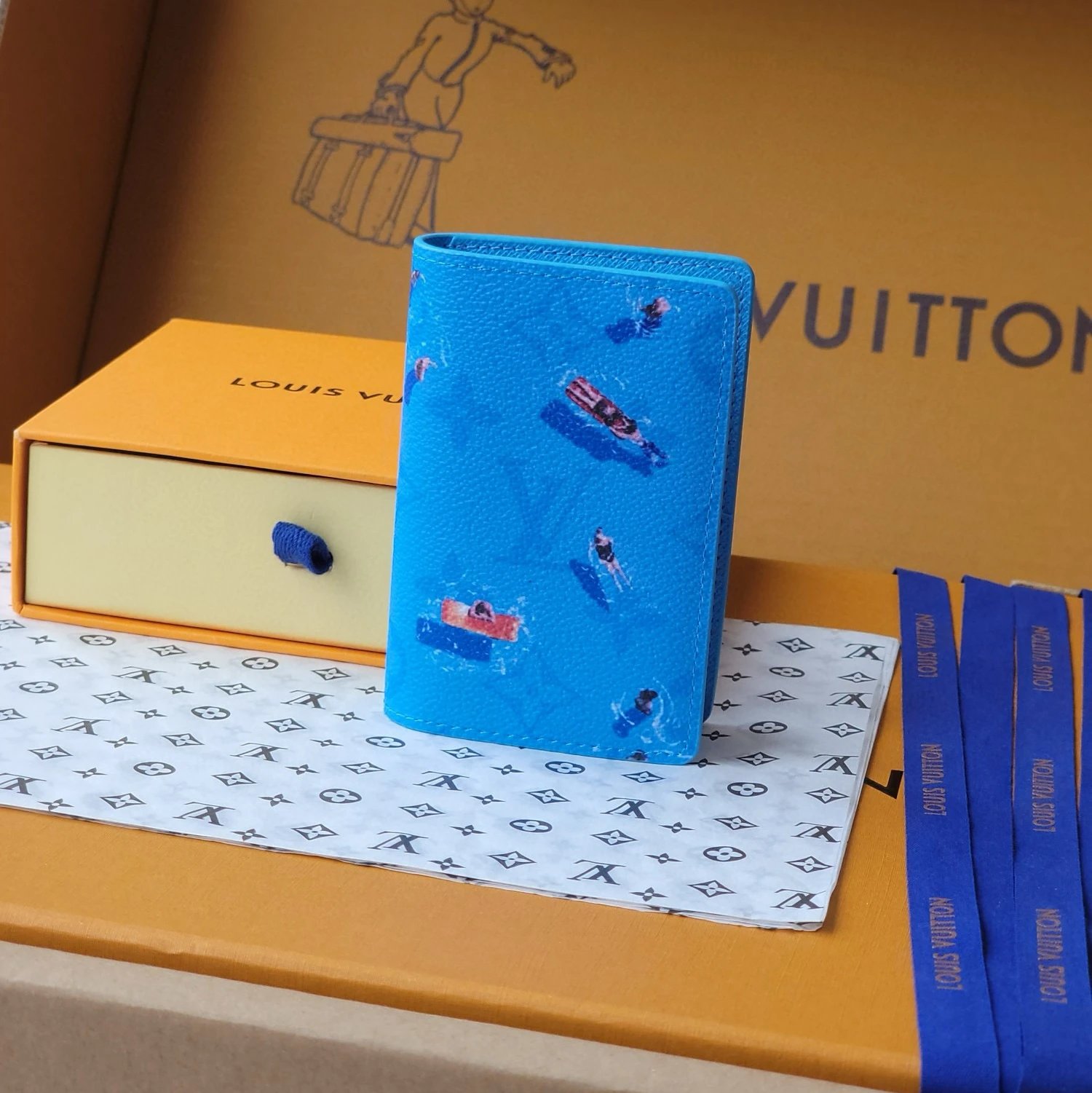 14881 Blue wallet vertical SKU image