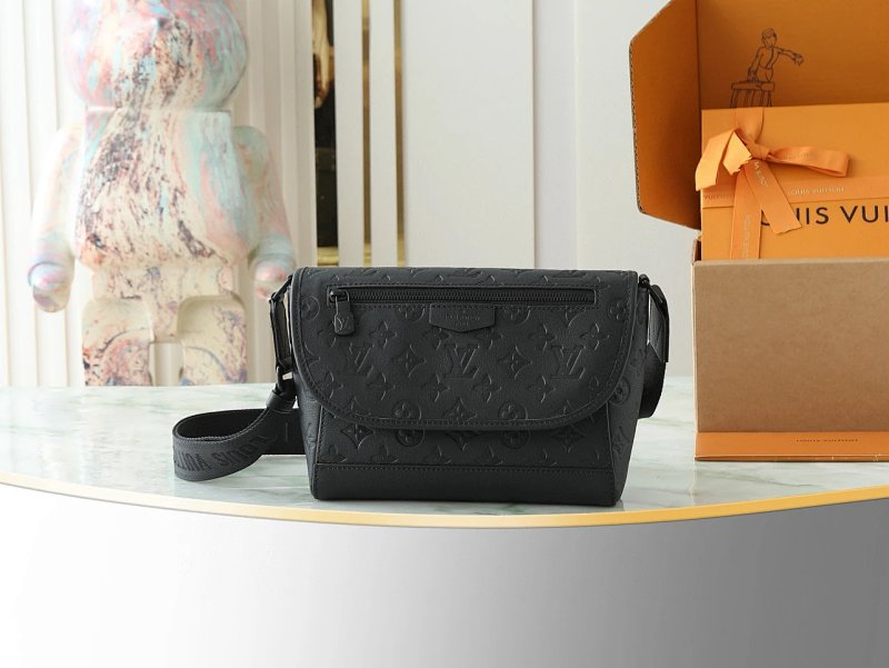 Louis Vuitton messenger bag