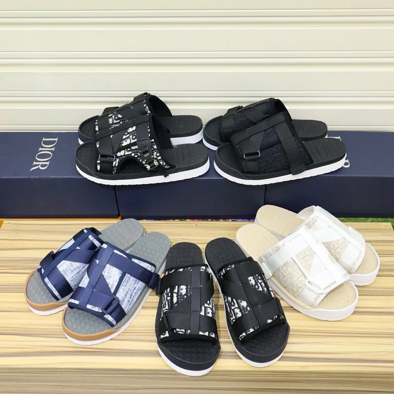 Slides from Vogue Square