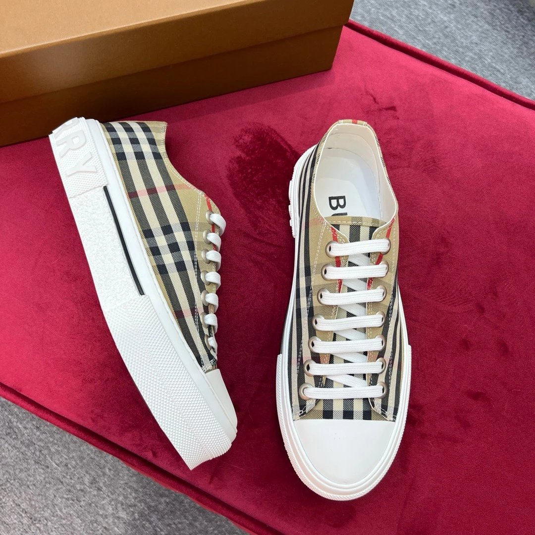 Burberry Albridge Vintage Check Low Top