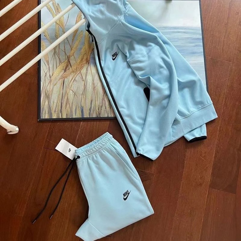 Set from Vogue Square