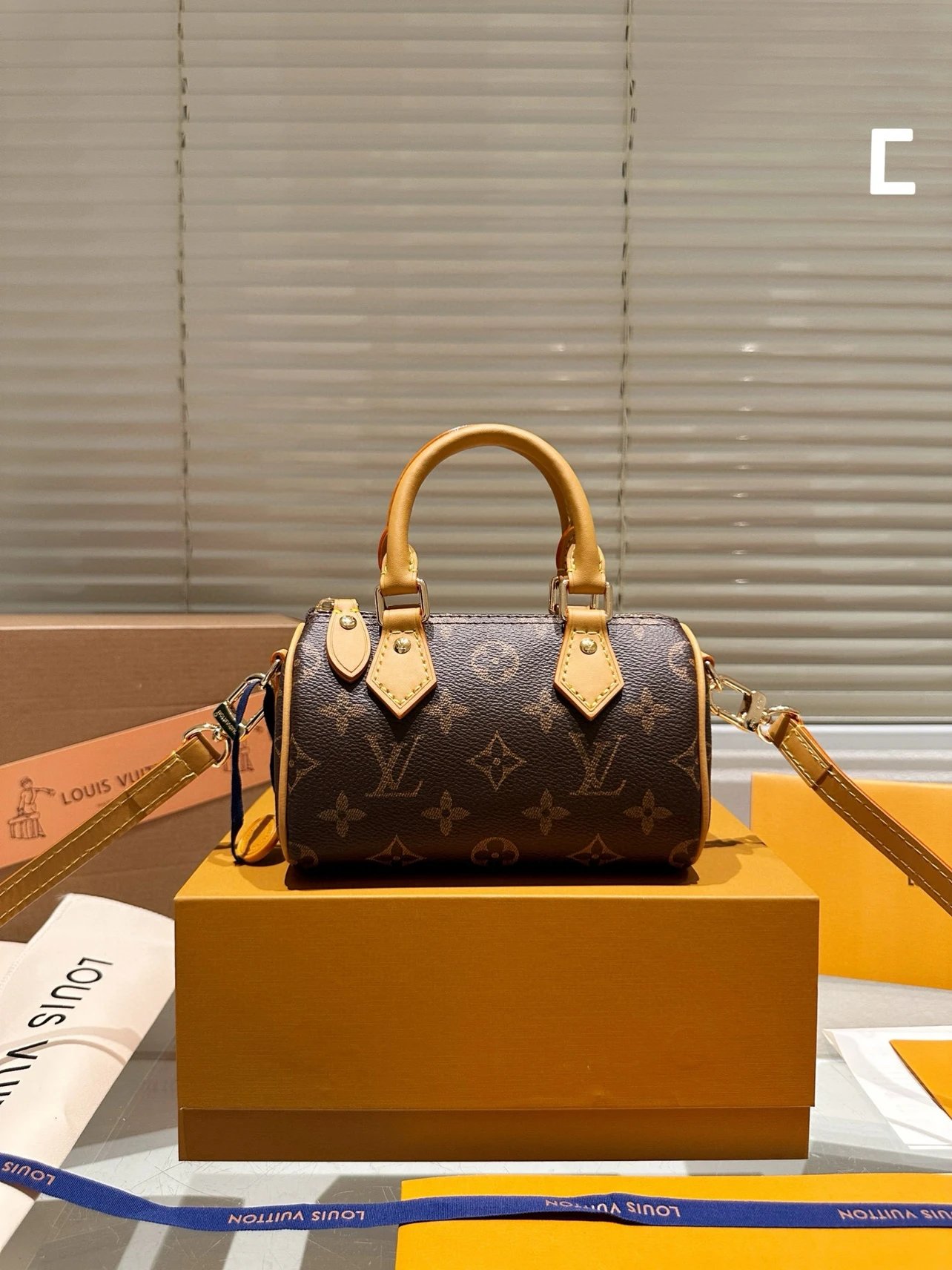 Louis Vuitton Brown 