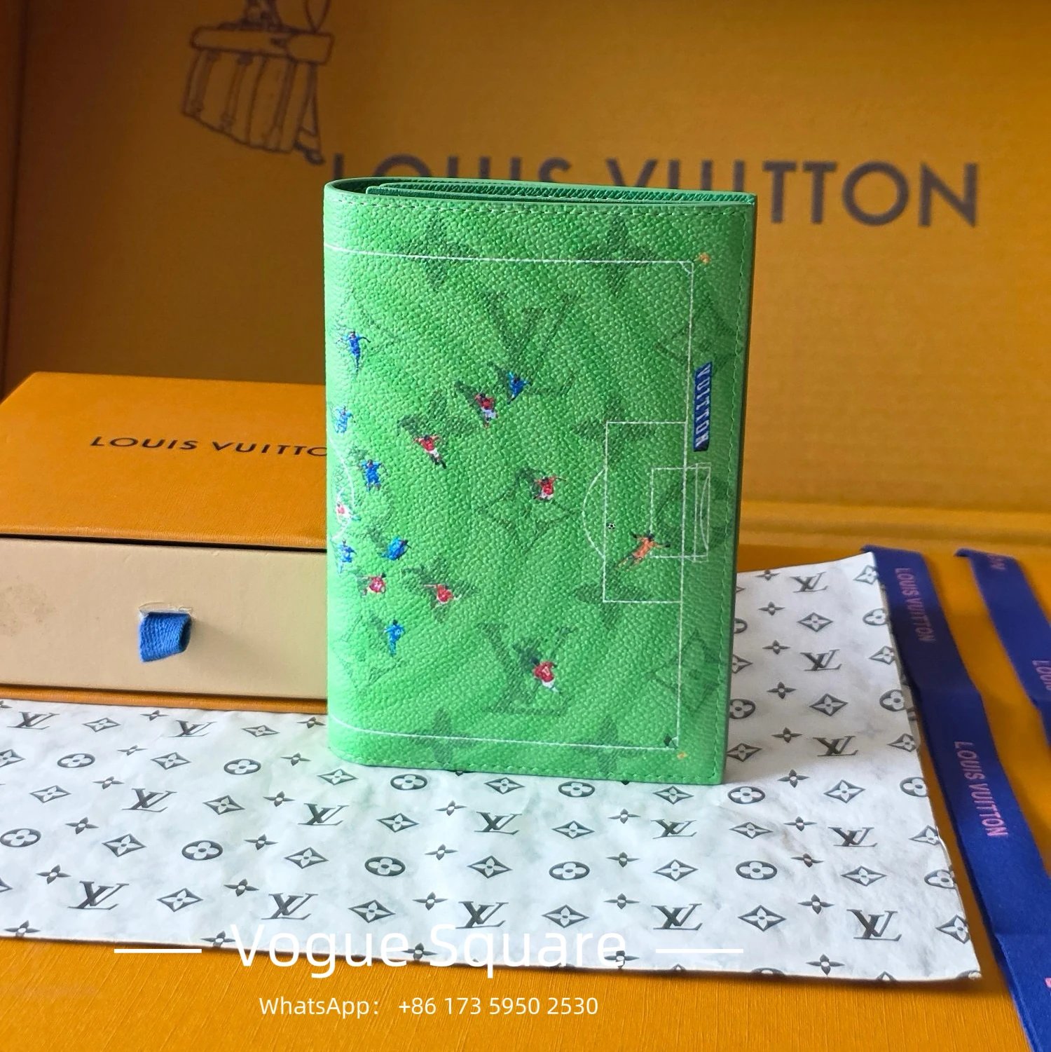 m 28806 passport green SKU image