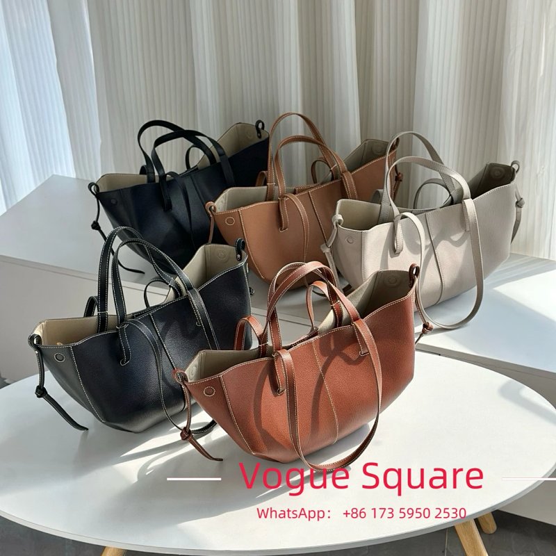 Shopping bag from Vogue Square
