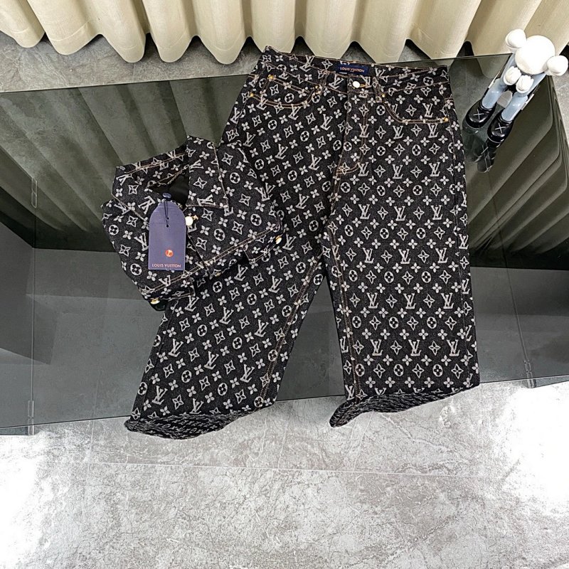 Jeans from Vogue Square