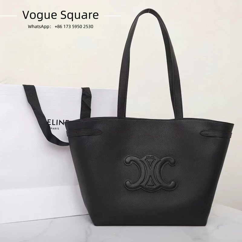 Shopping bag from Vogue Square