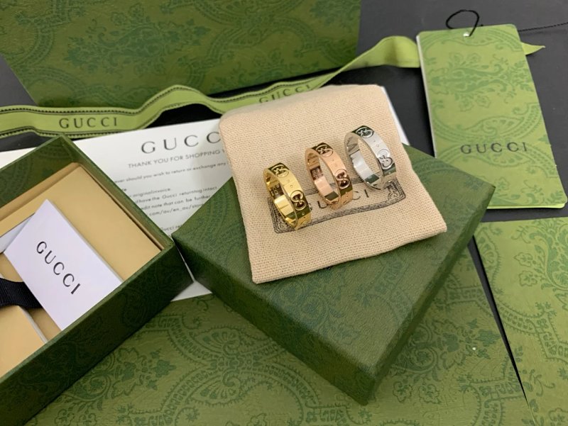 Ring from Vogue Square