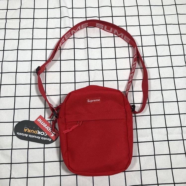 Supreme messenger bag foto 2