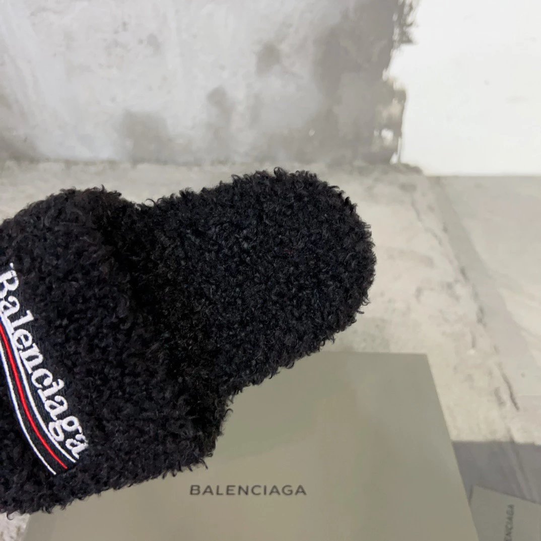 Balenciaga Slippers Embroidered Logo Teddy image 9