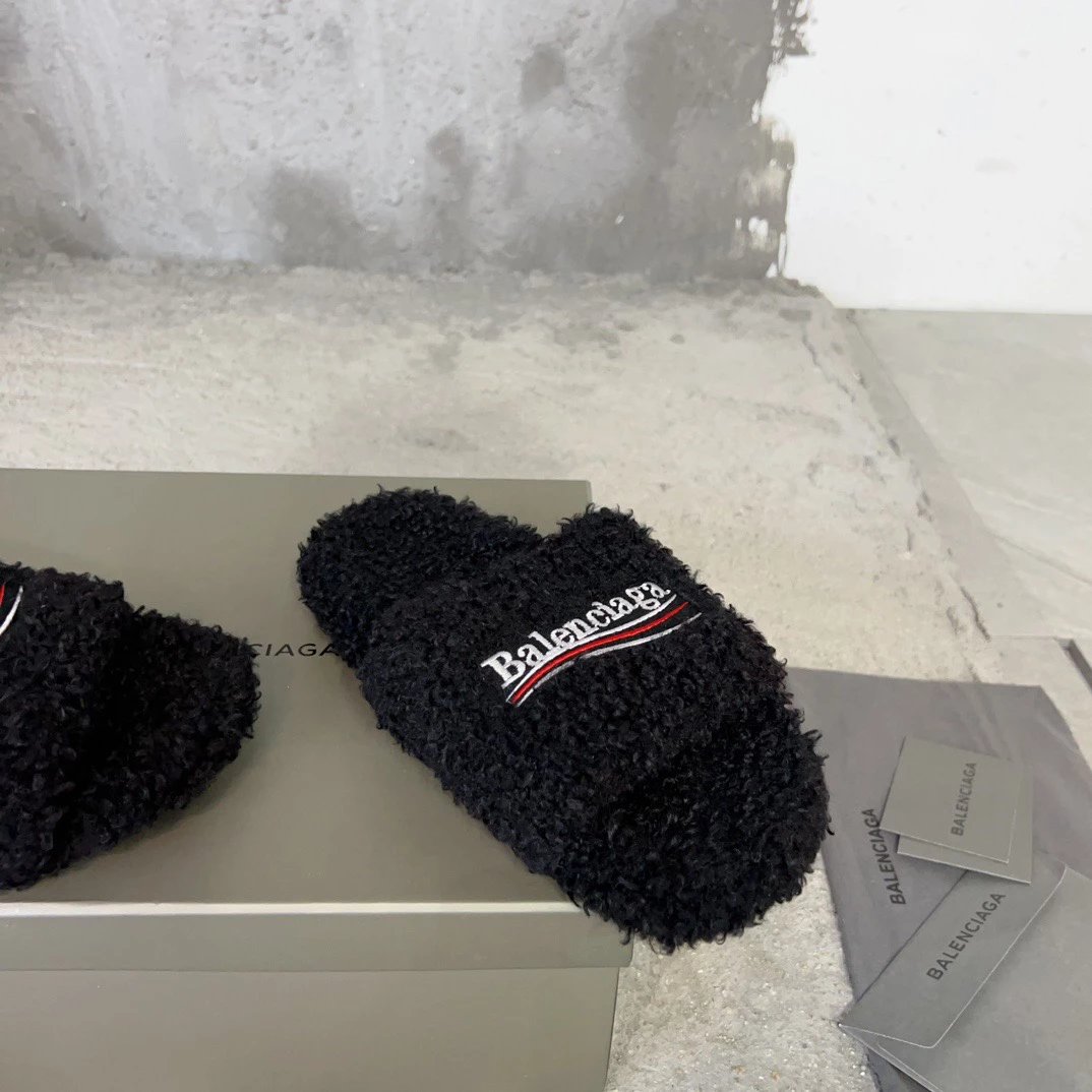 Balenciaga Slippers Embroidered Logo Teddy image 5