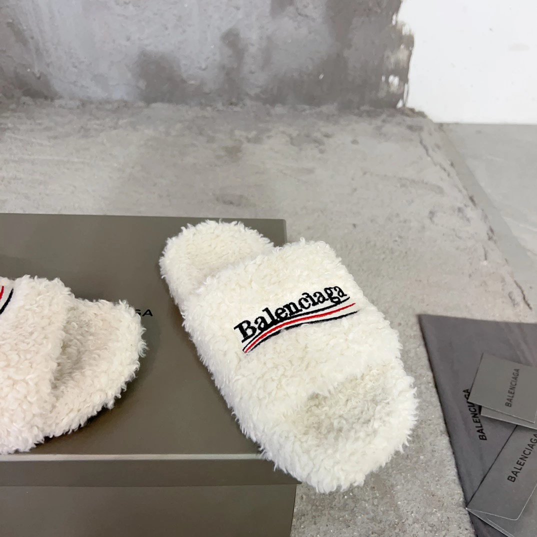 Balenciaga Slippers Embroidered Logo Teddy image 13