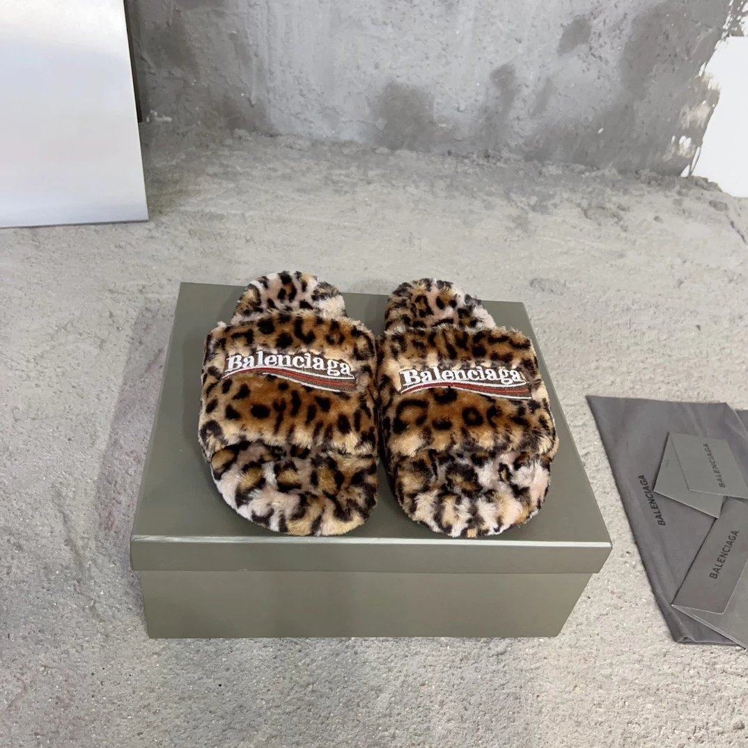 Balenciaga Slippers Embroidered Logo Teddy — As shown in Figure 12