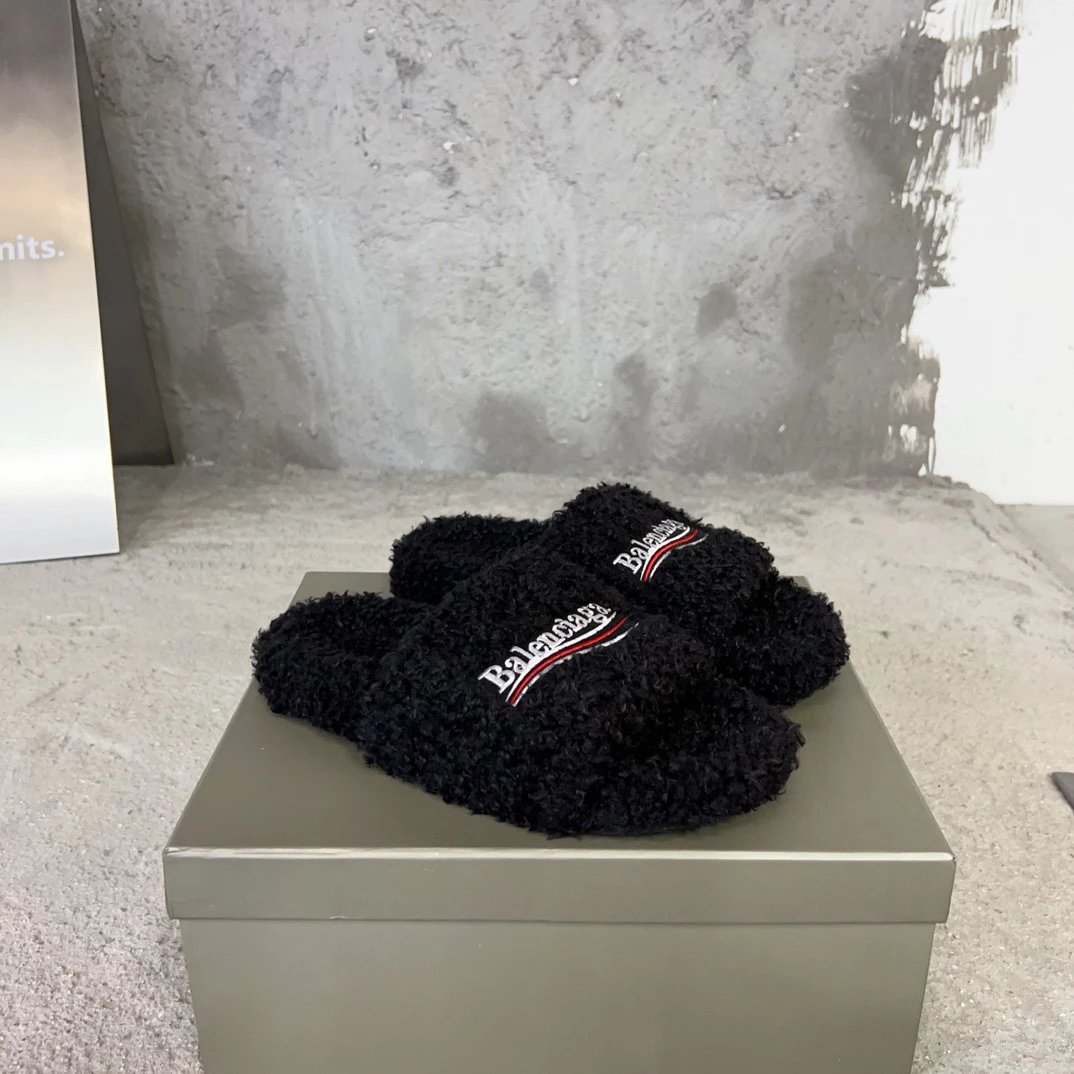 Balenciaga Slippers Embroidered Logo Teddy image 8