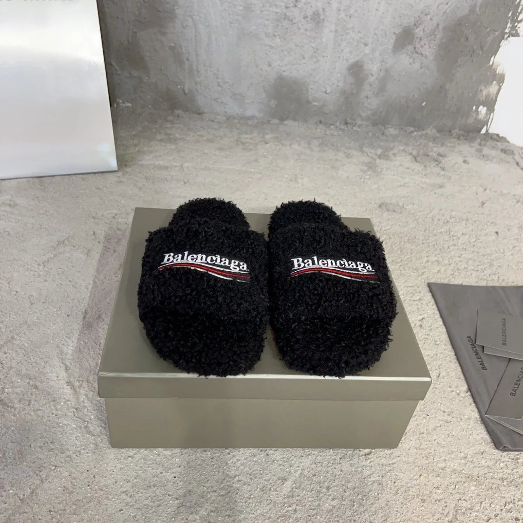 Balenciaga Slippers Embroidered Logo Teddy image 2