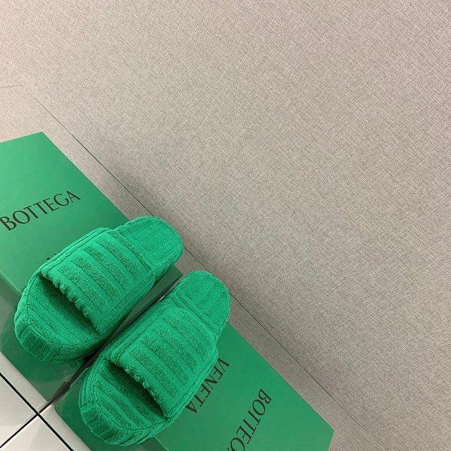 Bottega Veneta Slippers: seller detail photo 7