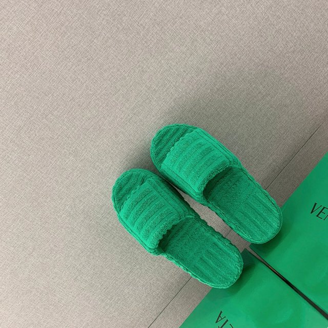 Bottega Veneta Slippers: seller detail photo 5