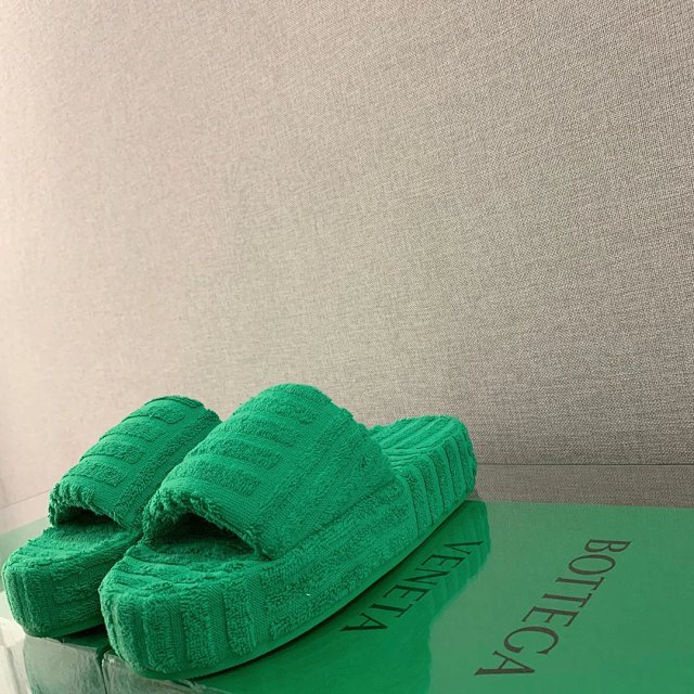 Bottega Veneta Slippers: seller detail photo 3
