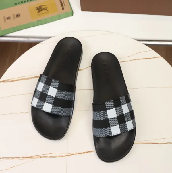 Burberry Check Slide Sandals Black / White Slippers - 1