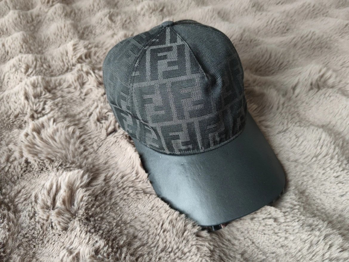 FD新款鸭舌帽带护目镜套装 4