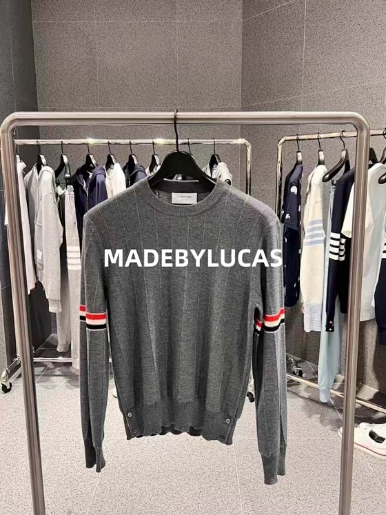 Made by Lucas/Striped Round Neck Medium Grey