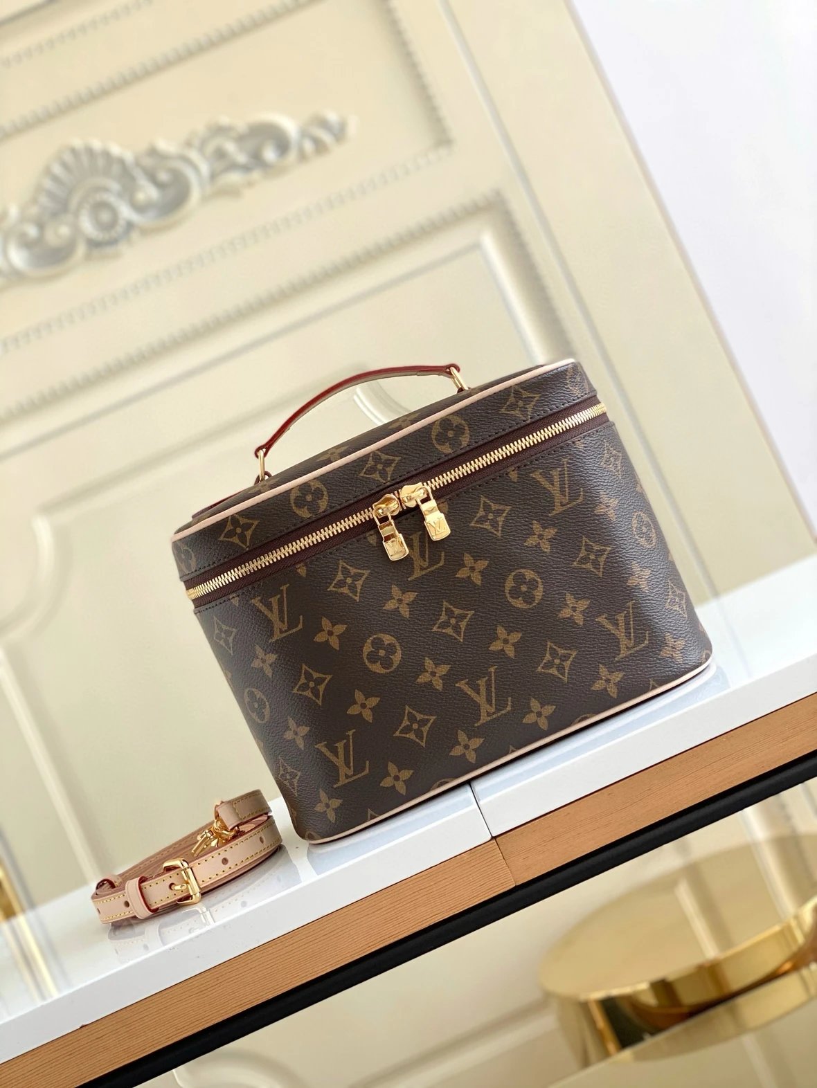 Louis Vuitton Monogram Cosmeti
