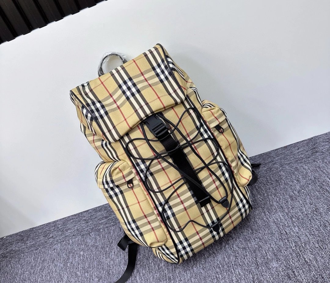 Burberry Vintage Check Backpac
