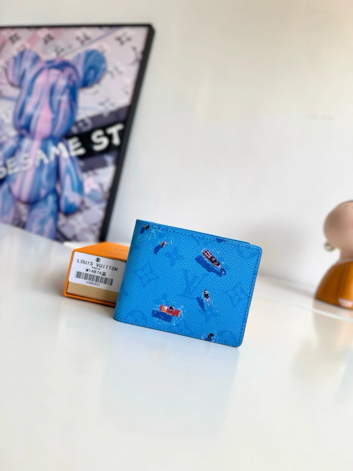 Louis Vuitton M14874 Blue Wall