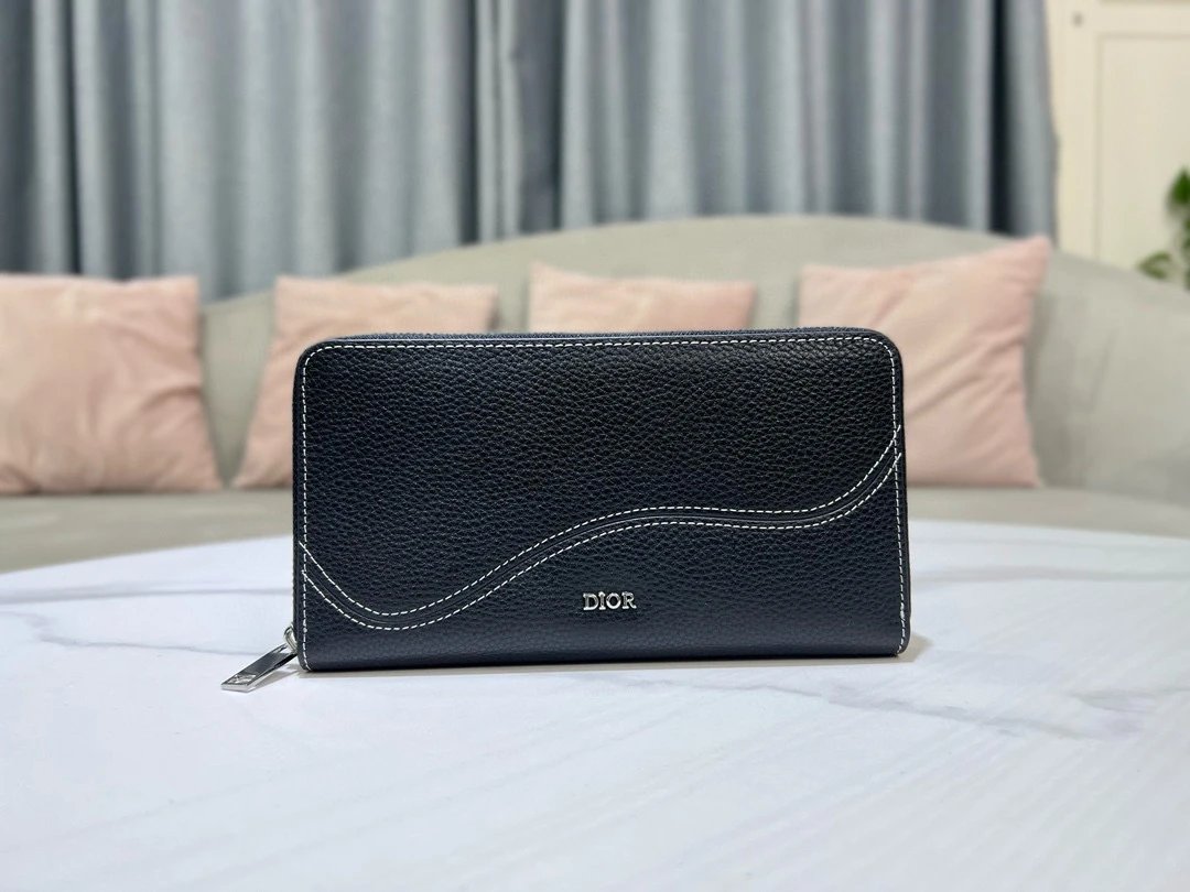 Dior Wallet