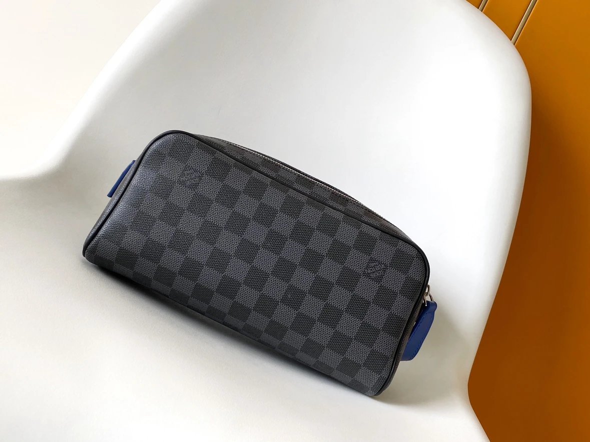 Louis Vuitton Damier Graphite 