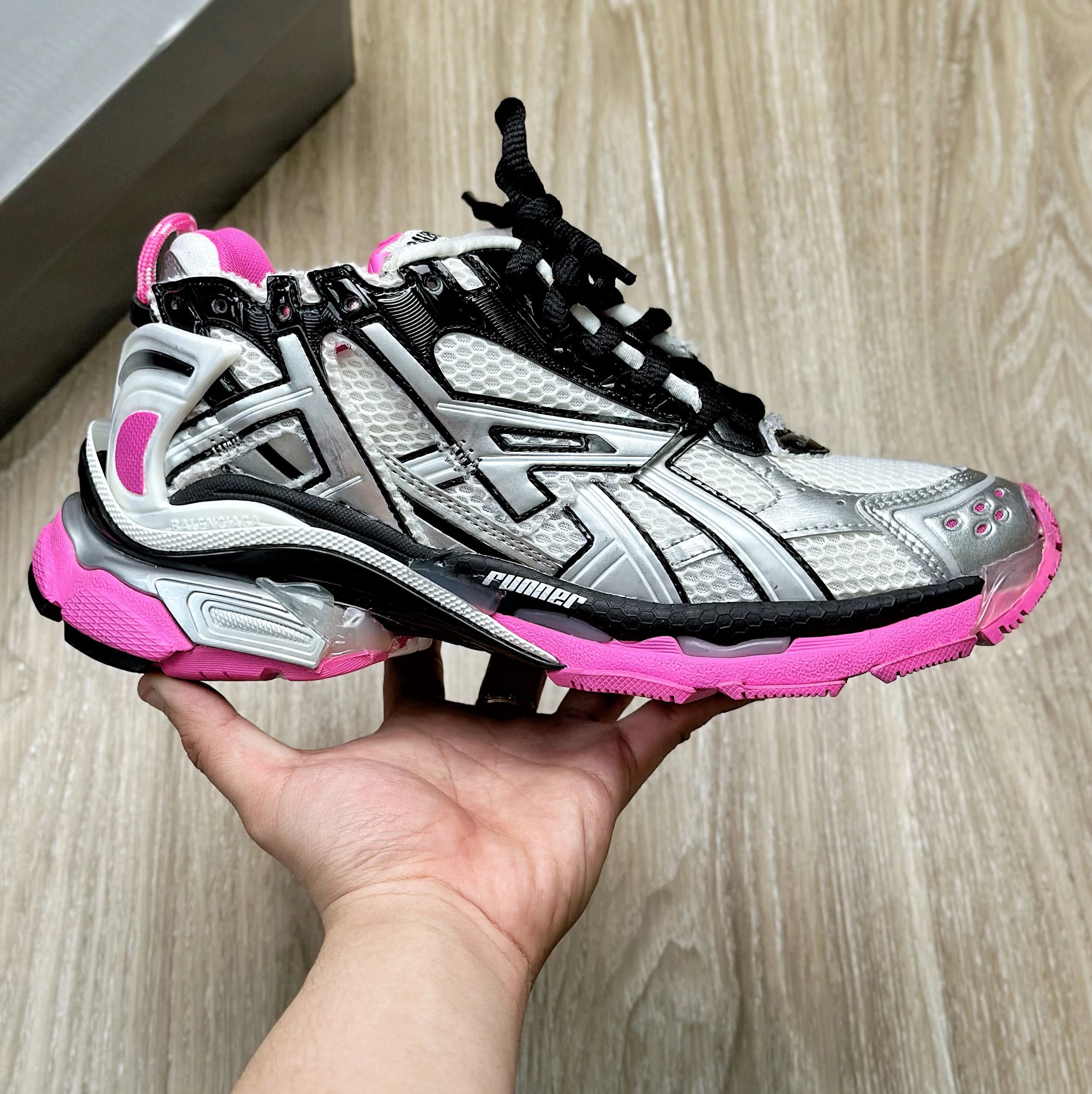 RUNNER SILV/BLACK/FLUO PINK 9155