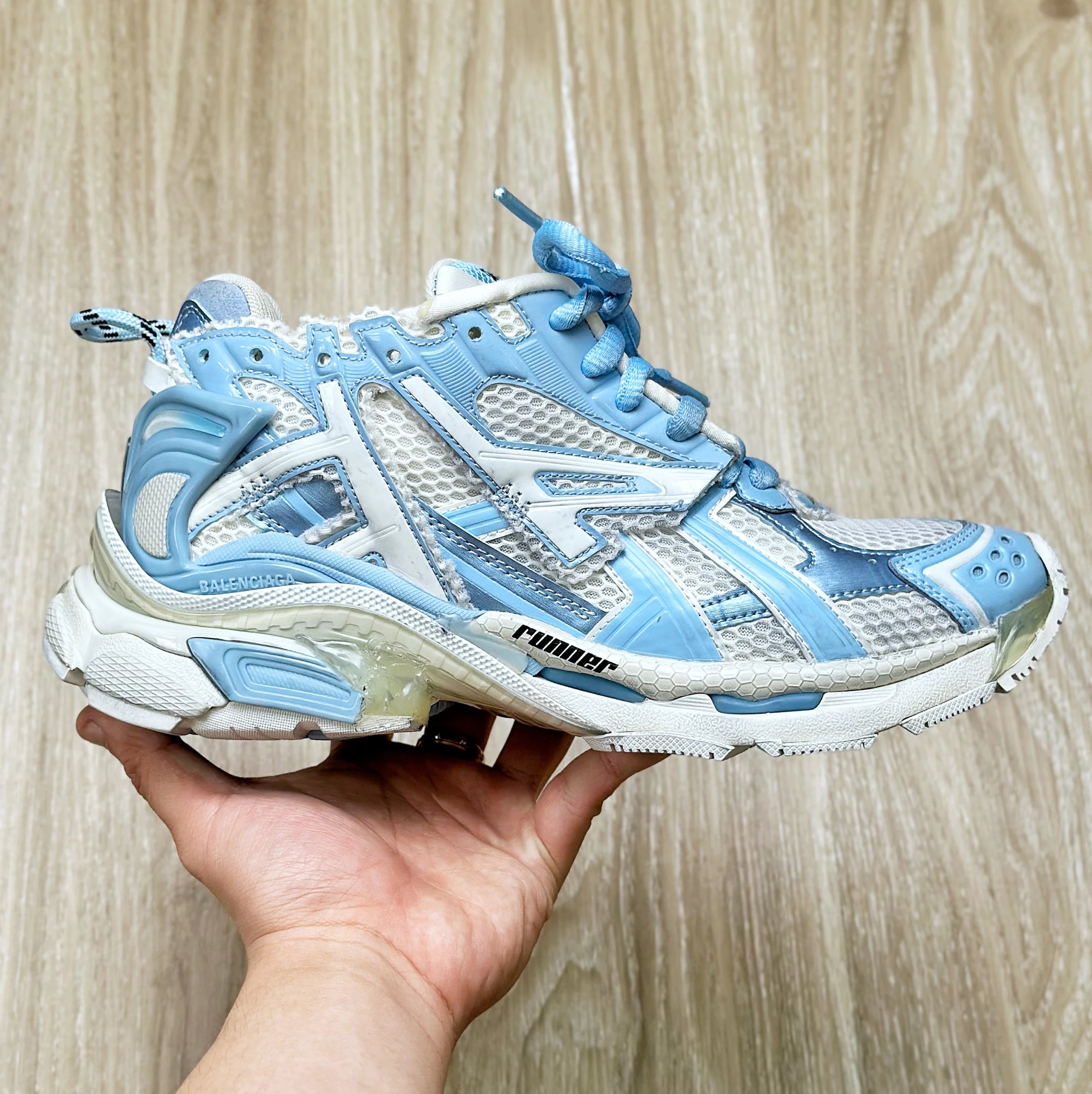 RUNNER EGGSHELLI/LG BLUE 9744