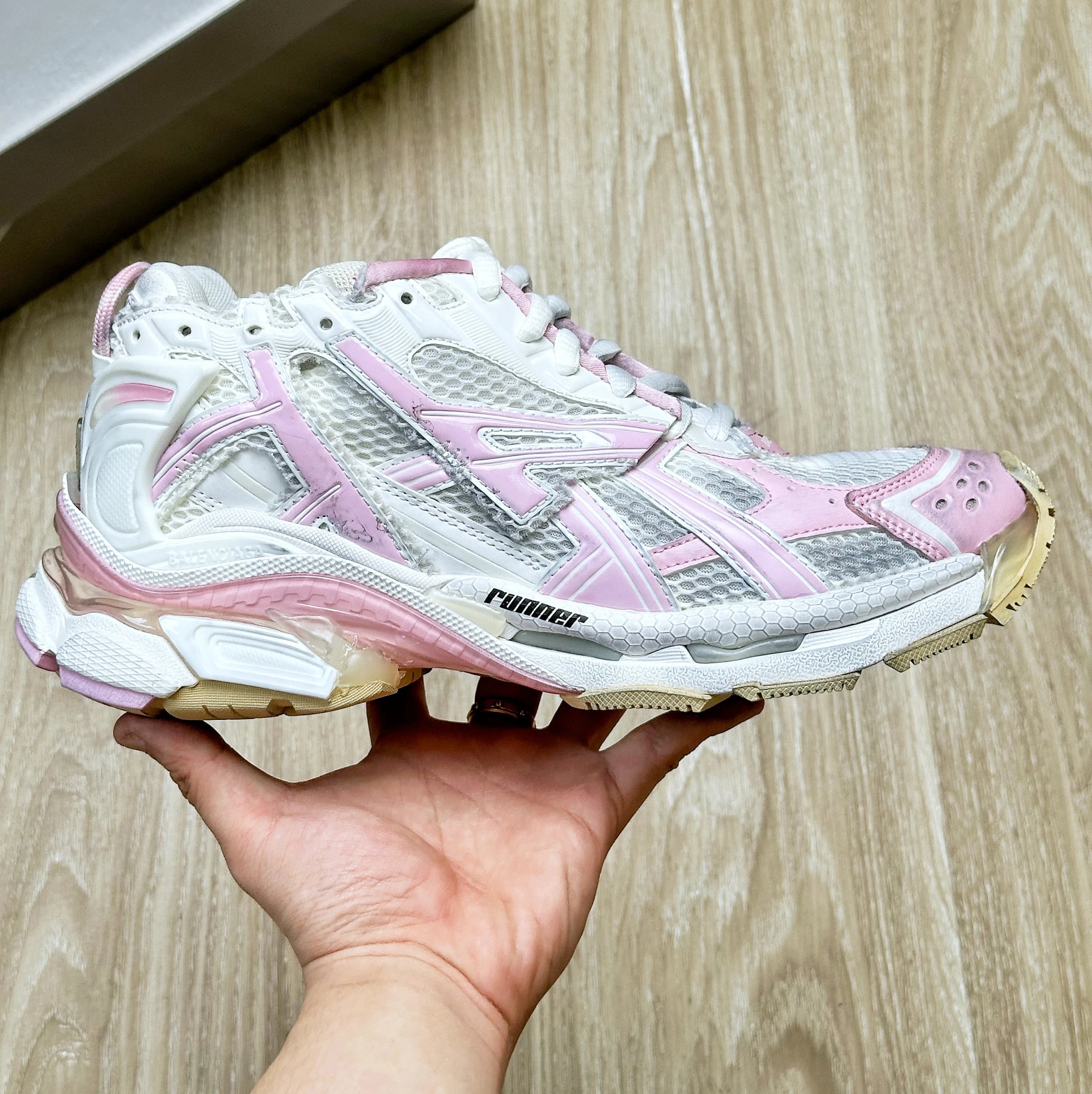 RUNNER WHITE/PINK/BEIGE 9059