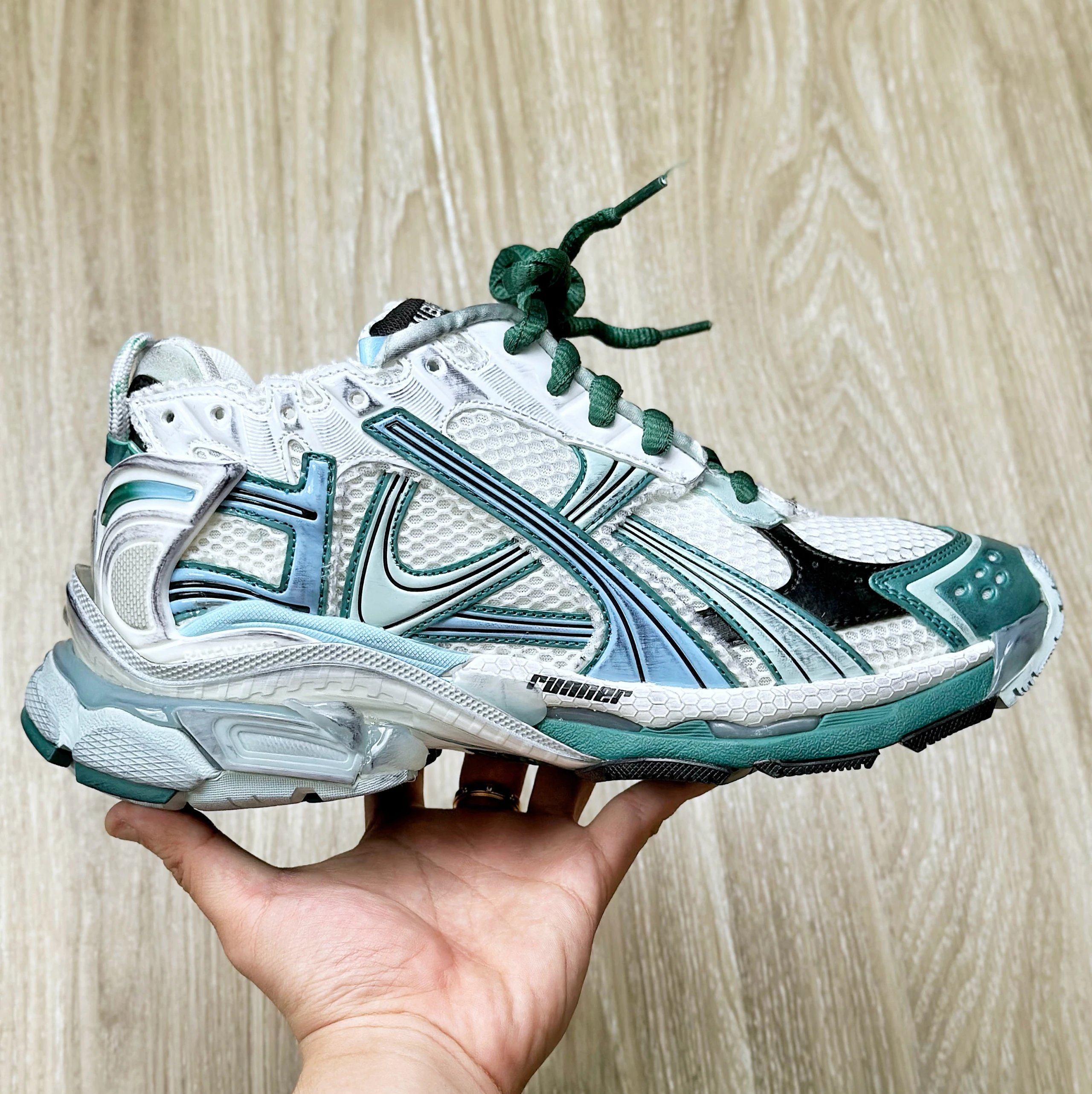 RUNNER WHITE/GREEN/BLUE 9034