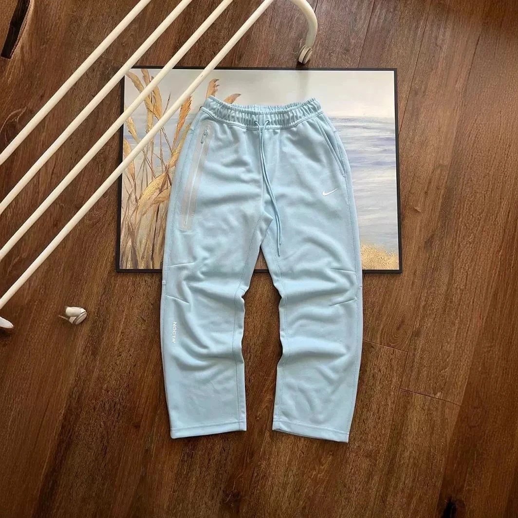 blue pant