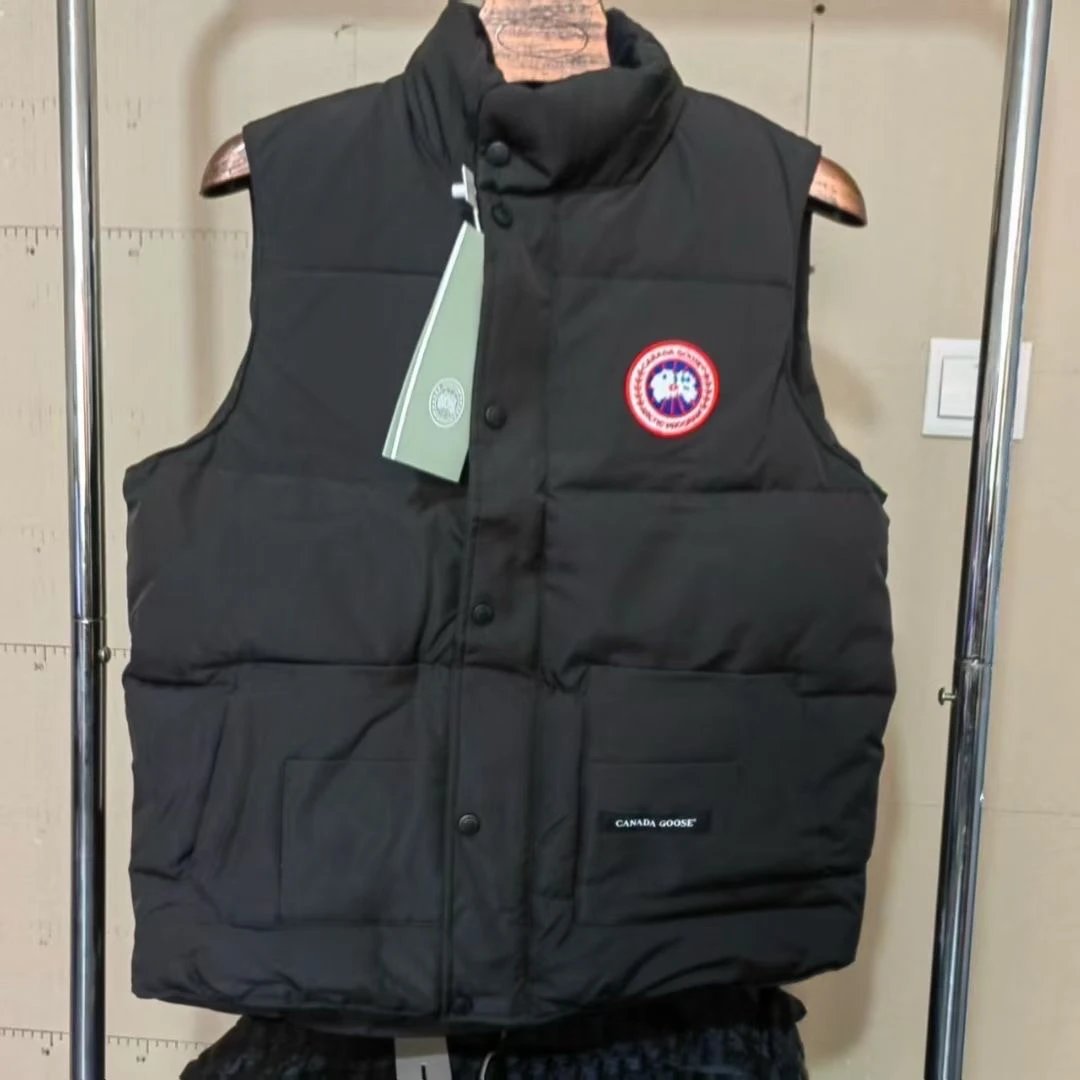 Canada Vest6