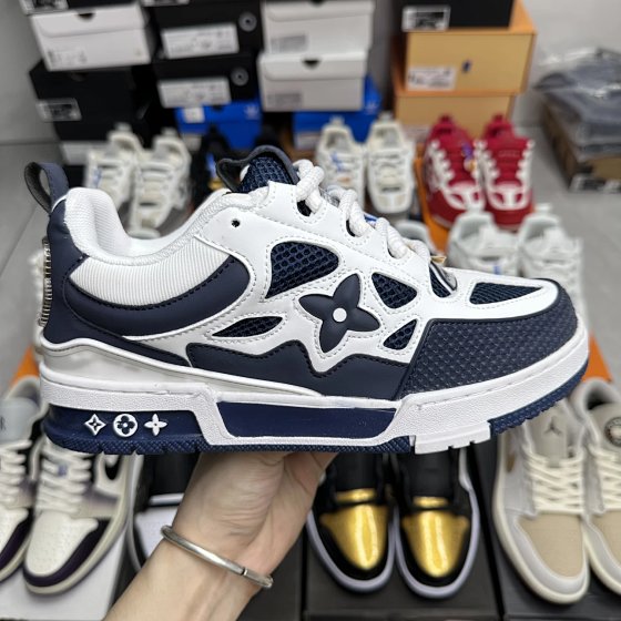 New color differentiate the market matte shoe box version / version of pure / thickened leather / cleanliness online upgrade / built-in independent dust bag / donkey Reflective shoe box low-top casual fashion board shoes donkey three skate round head skateboarding shoes