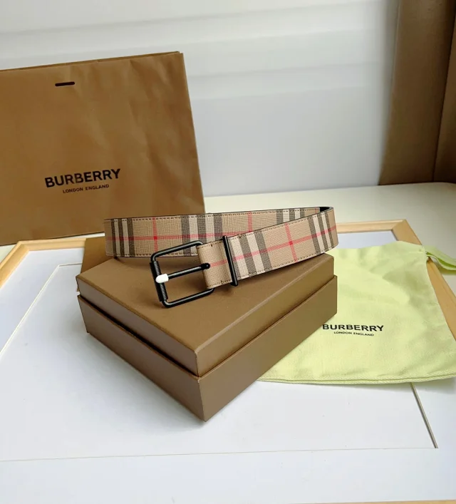 Burberry Belts Gold TB Monogram Buckle product detail image 12