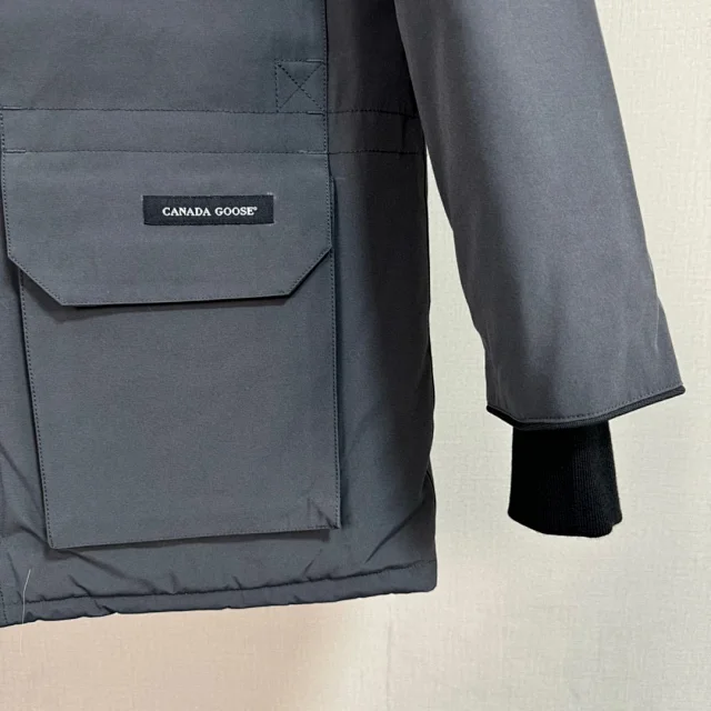 Canada Goose Down Jackets Expedition Parka with Fur-Trim Hood product detail image 20