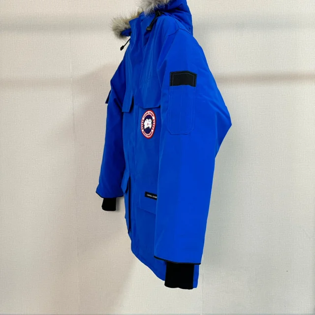 Canada Goose Down Jackets Expedition Parka with Fur-Trim Hood product detail image 12