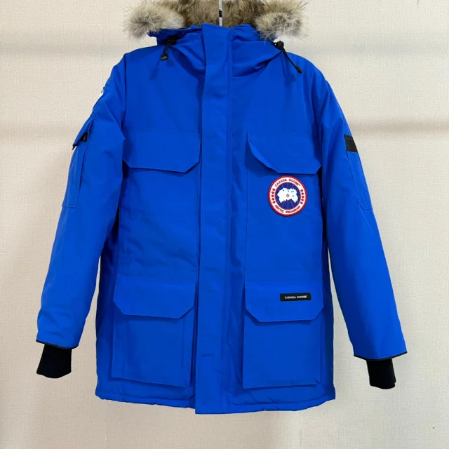 Canada Goose Down Jackets Expedition Parka with Fur-Trim Hood product detail image 9