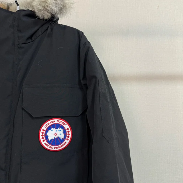 Canada Goose Down Jackets Expedition Parka with Fur-Trim Hood product detail image 1