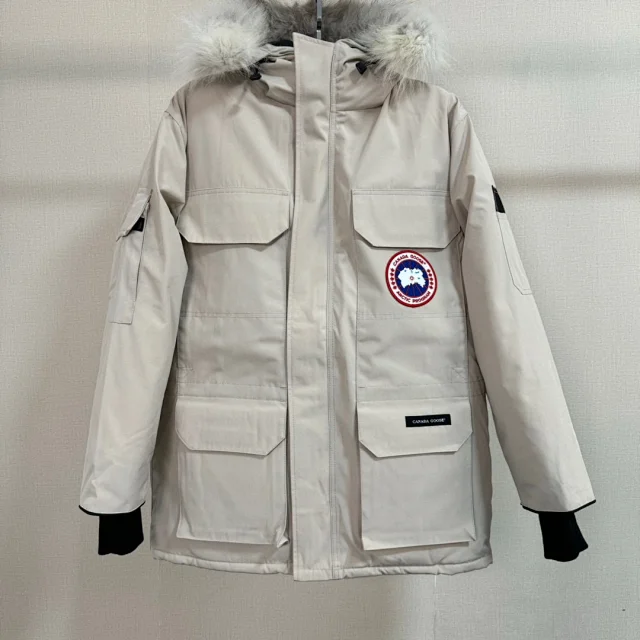 Canada Goose Down Jackets Expedition Parka with Fur-Trim Hood product detail image 27