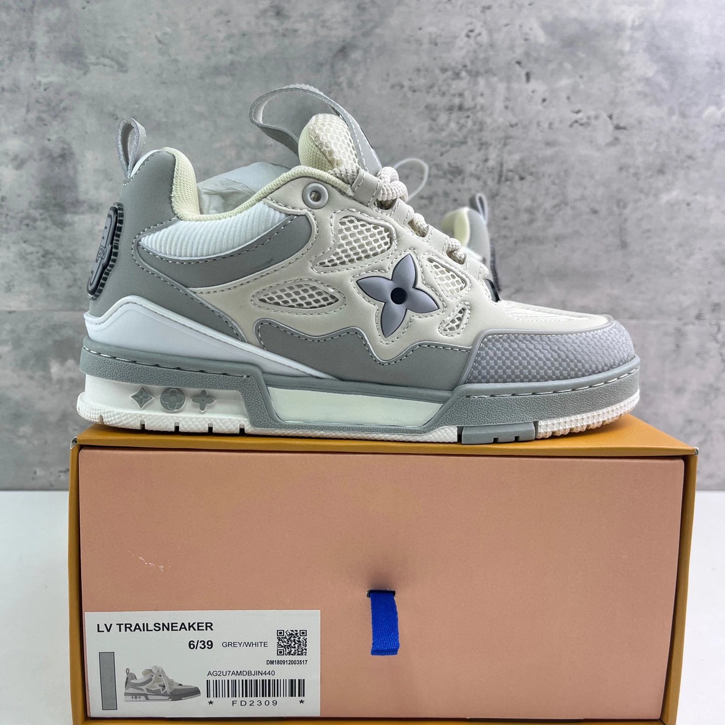 SK8 White Grey