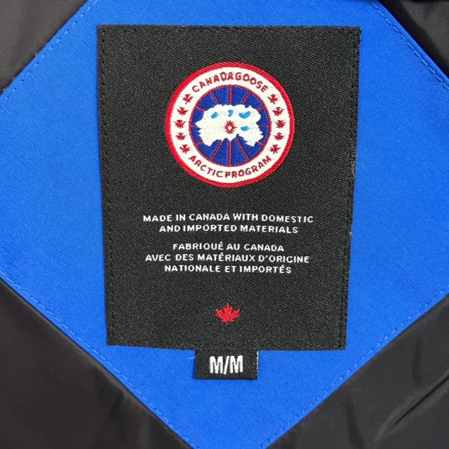 Canada Goose Down Jackets Expedition Parka with Fur-Trim Hood product detail image 16
