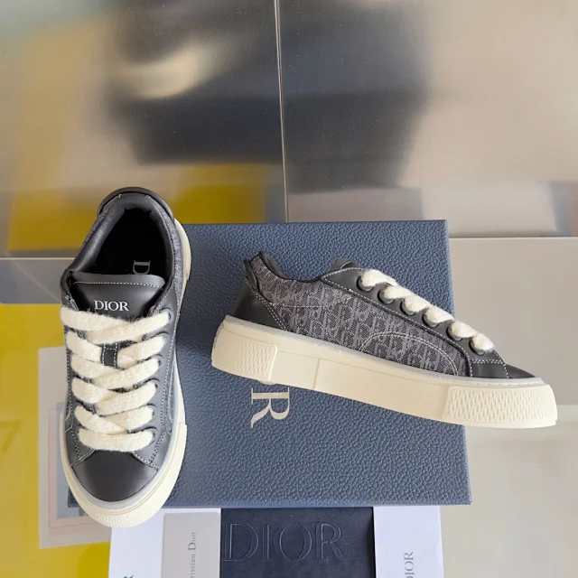 Dior Sneakers B33 product detail image 3