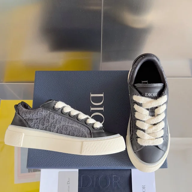 Dior Sneakers B33 product detail image 2